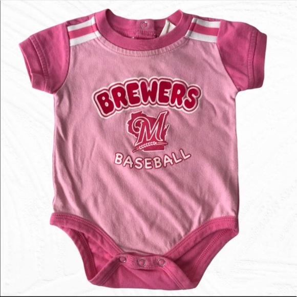 Bundle of 3 Infant Bodysuits for the Wisconsin Fan - Picture 16 of 16